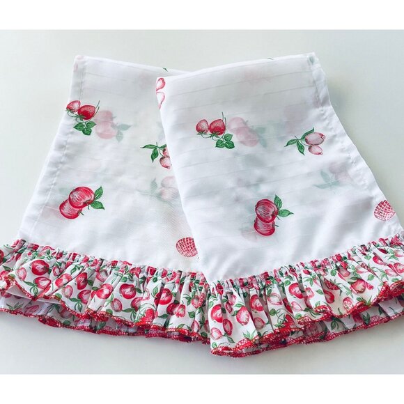 Vintage 80s curtains, red apples, ruffled bottom, kitchen window pair of panels - Picture 9 of 10